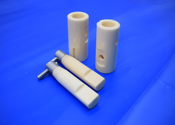 95%-99.99% Alumina 95% Zirconia Ceramic Thermal Rods Piston Pump/ Plunger Shaft